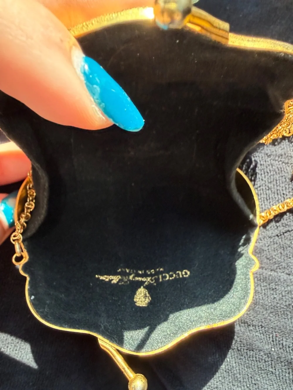 Vintage Gucci Metallic Gold Shell Mini Crossbody Coin Purse - Picture 2 of 2